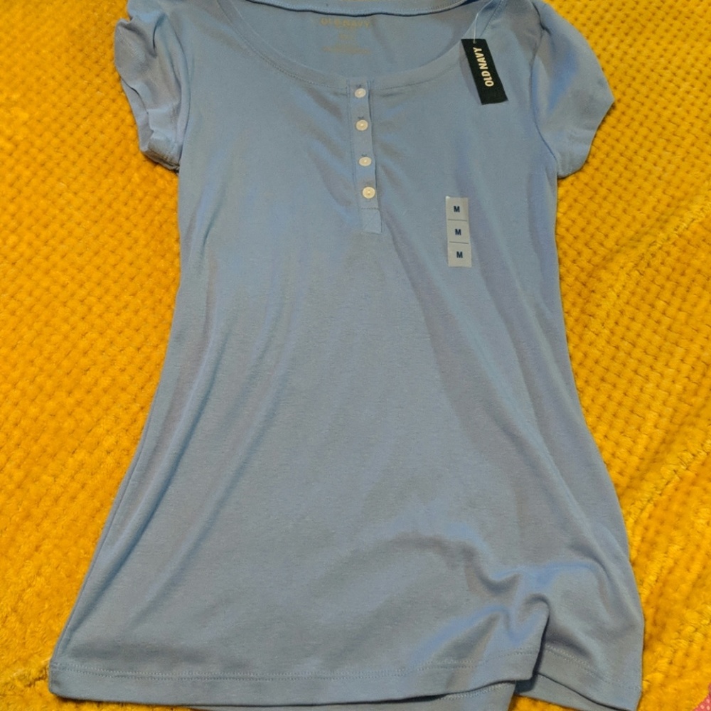 Old Navy top